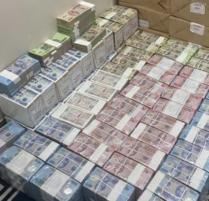 đổi tiền lẻ